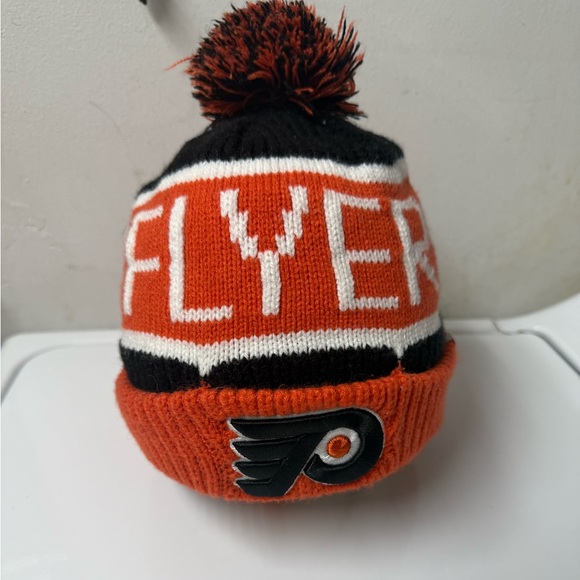 Flyers Knit Hat - Picture 2 of 8